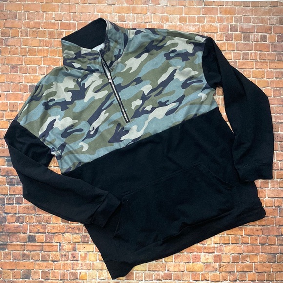 Camo + Black Pullover - Picture 1 of 3